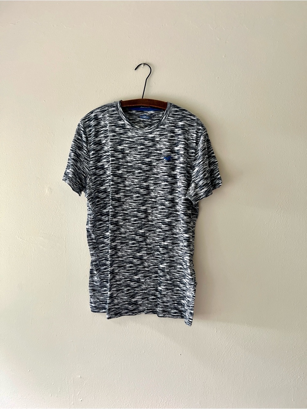 Hollister Black & White Space-Dye Crew Tee